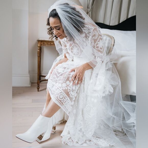 FREYA ROSE
LONDON  - Picture 14 of 14